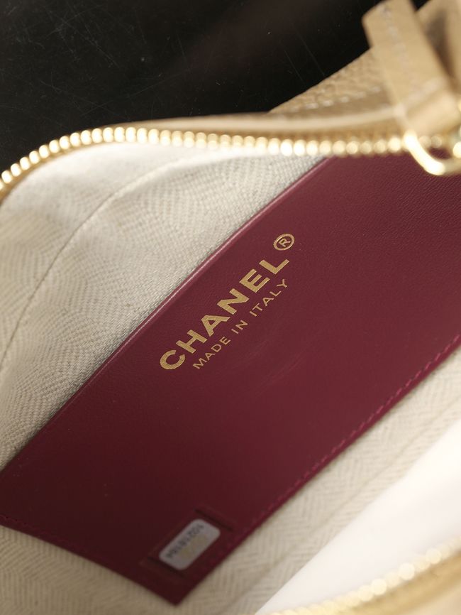 CHANEL Hobo Bag AS6640 apricot CHANEL Hobo Bag AS6640 apricot