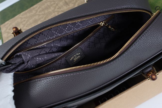 Gucci Large boston bag with bamboo A006OD gray