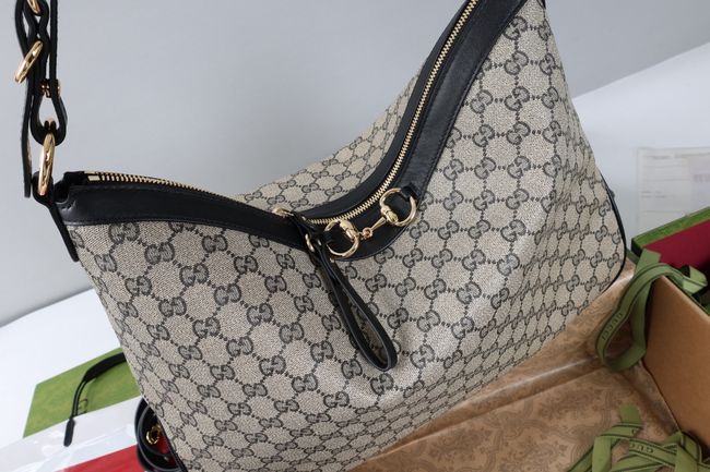Gucci Starlet large shoulder bag A00CI2 black Gucci Starlet large shoulder bag A00CI2 black