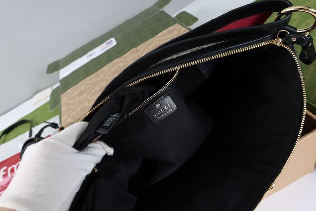 Gucci Starlet large shoulder bag A00CI2 black Gucci Starlet large shoulder bag A00CI2 black