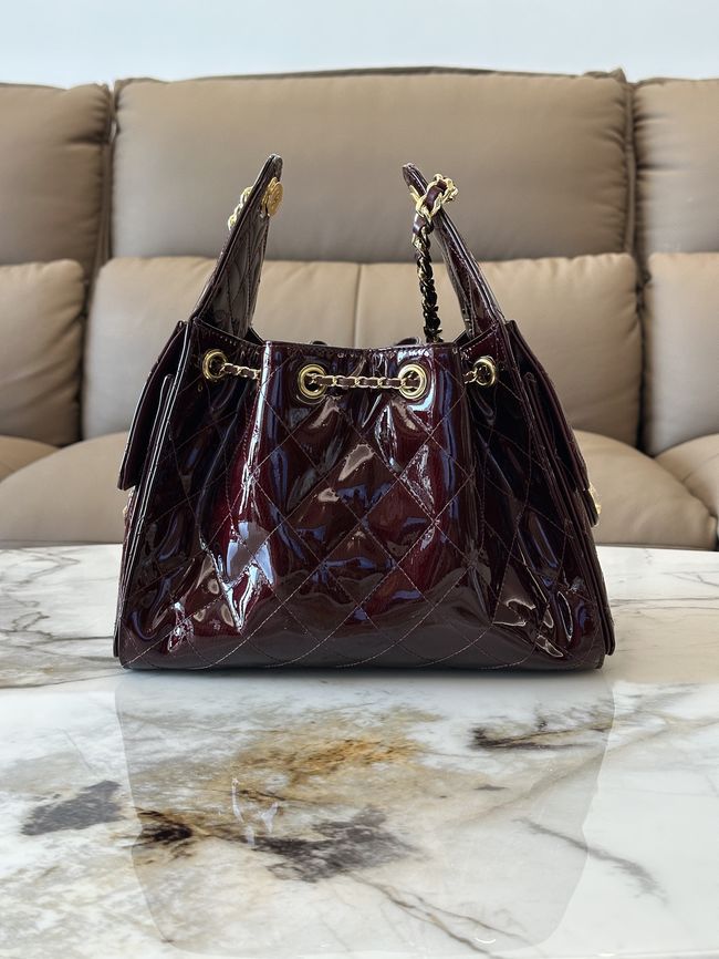 CHANEL 25 SMALL HANDBAG patent leather AS5293 Burgundy CHANEL 25 SMALL HANDBAG patent leather AS5293 Burgundy
