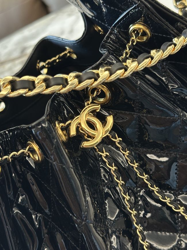 CHANEL 25 SMALL HANDBAG patent leather AS5293 black
