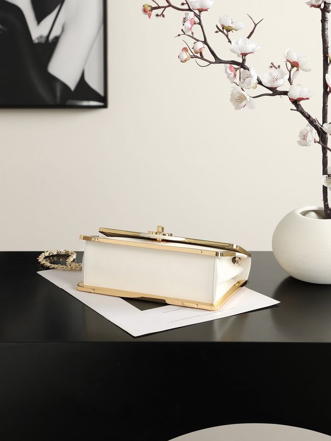 Chanel Mini Flap Bag AS6533 white